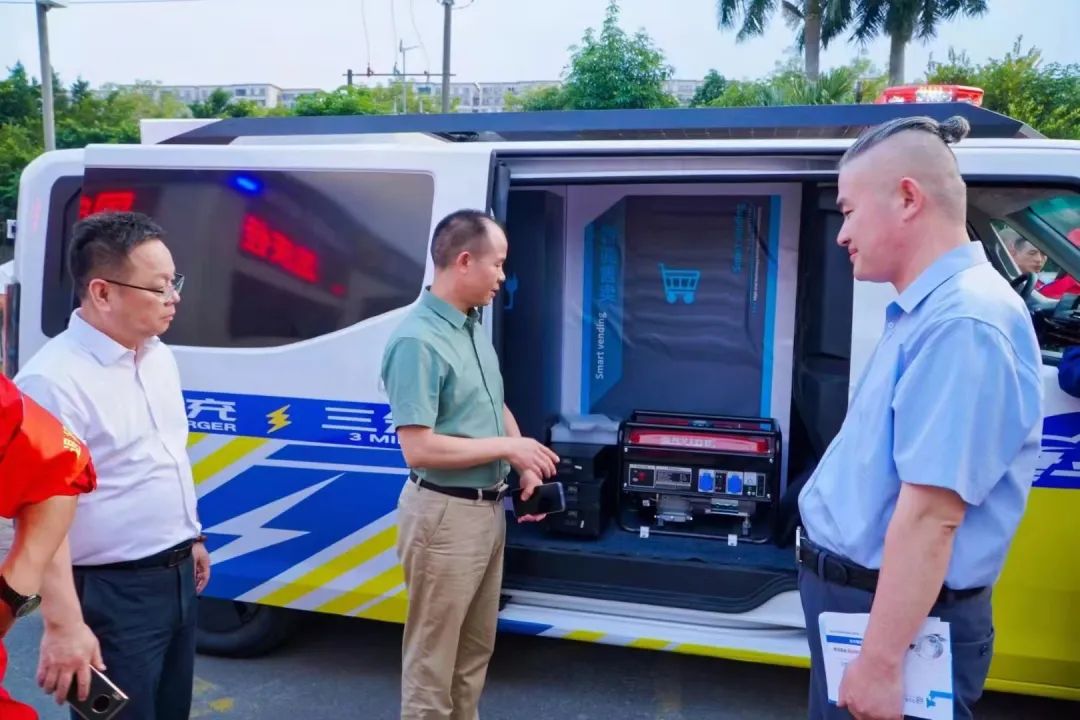 基于远程超级VAN定制津斗云激光充应急补能车正式亮相(图3)