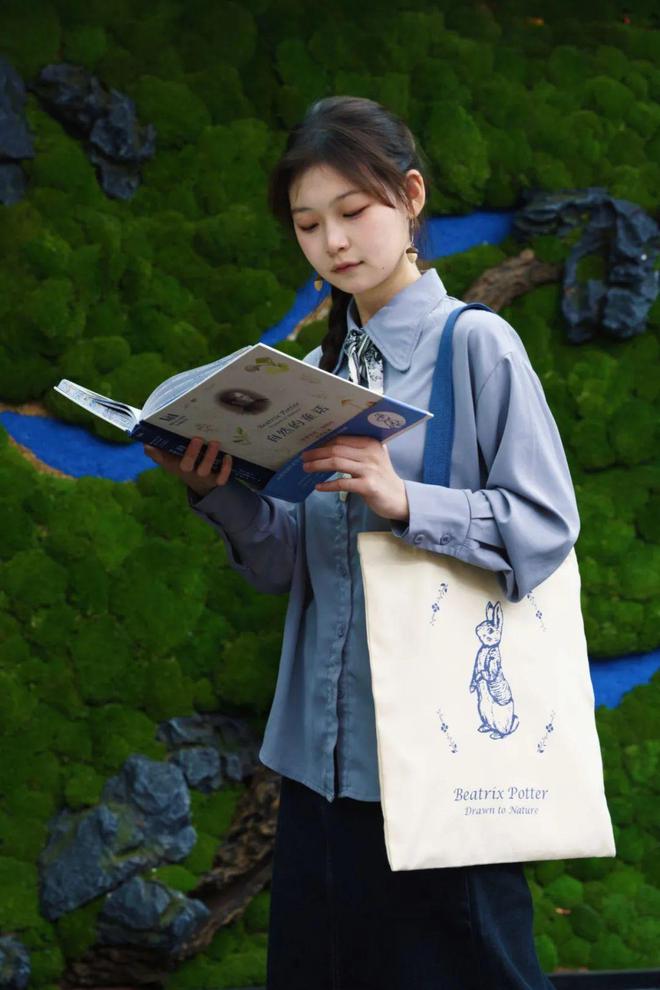 揭秘爆款畅销书《比得兔的世界》创作者19世纪独立女性代表独家限量新书礼盒！(图5)