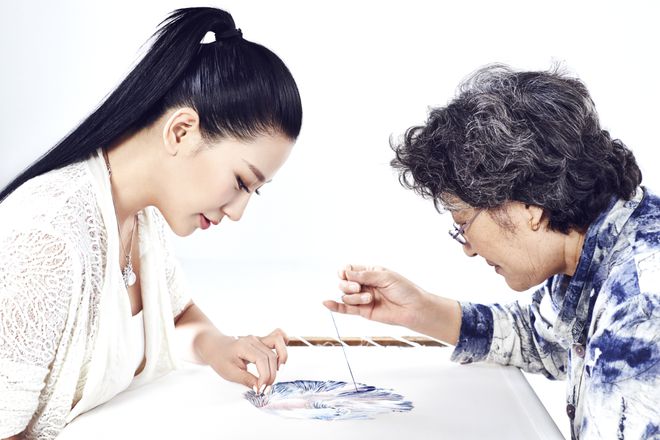 M6米乐平台：亚洲高级定制艺术展兰玉：东方韵味谱写浪漫诗篇(图2)