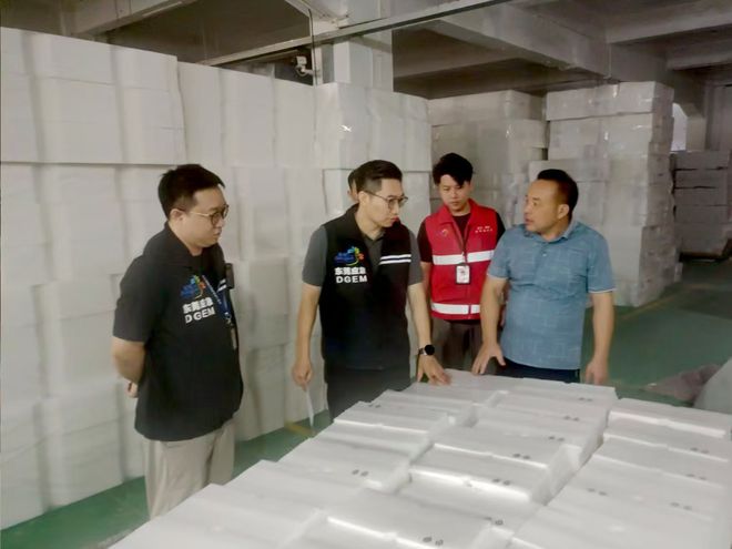 排隐患筑安全！桥头开展珍珠棉生产企业安全生产专项检查(图1)