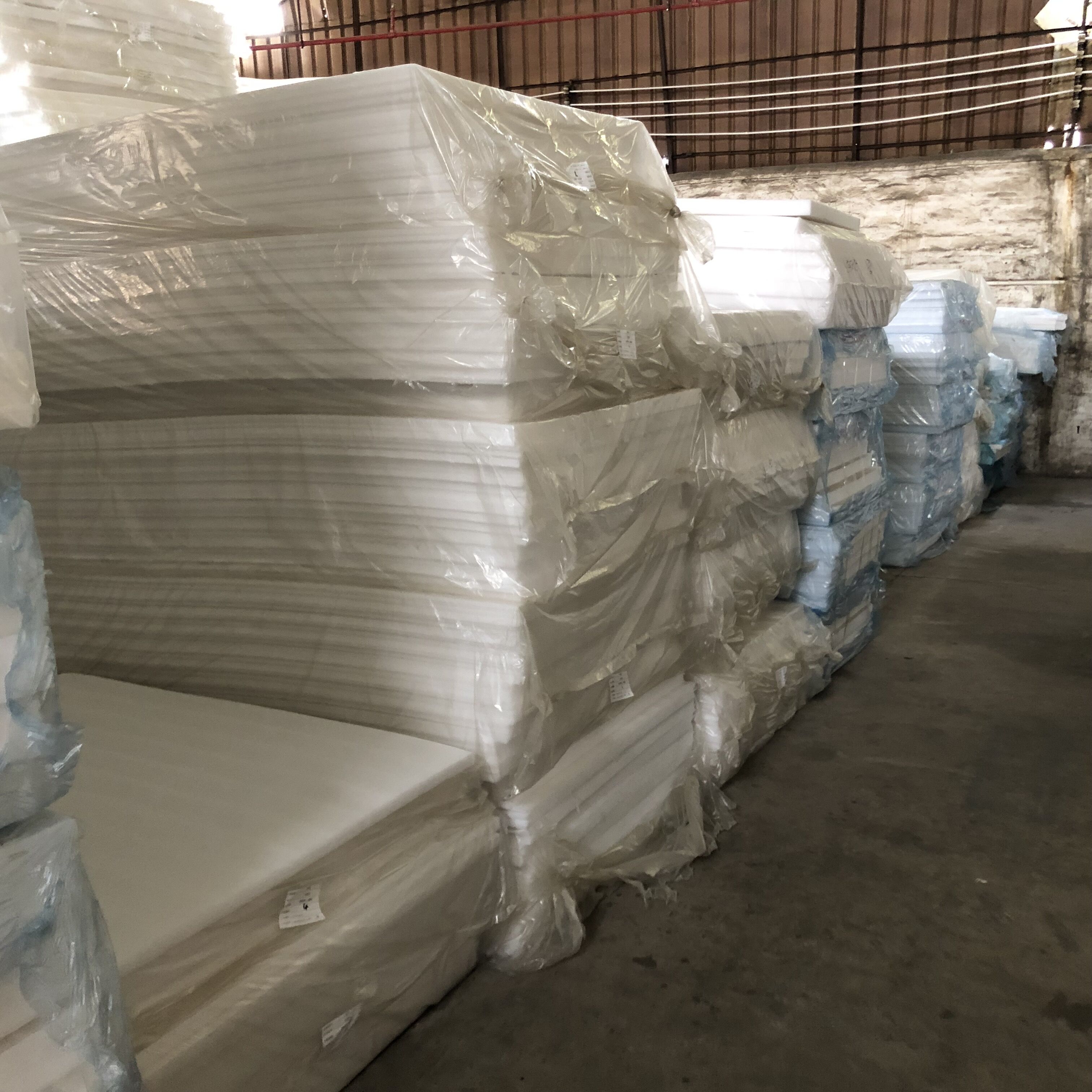 易碎品缓冲包装珍珠棉epe珍珠棉型材定制(图1)