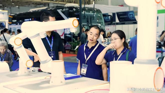 M6米乐平台：2026武汉国际发泡材料展9月启幕创新材料点亮智造未来(图2)